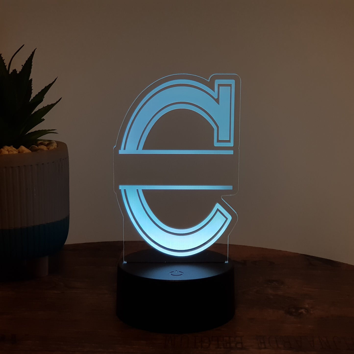 LED- Namenslampe / Buchstabe "C"