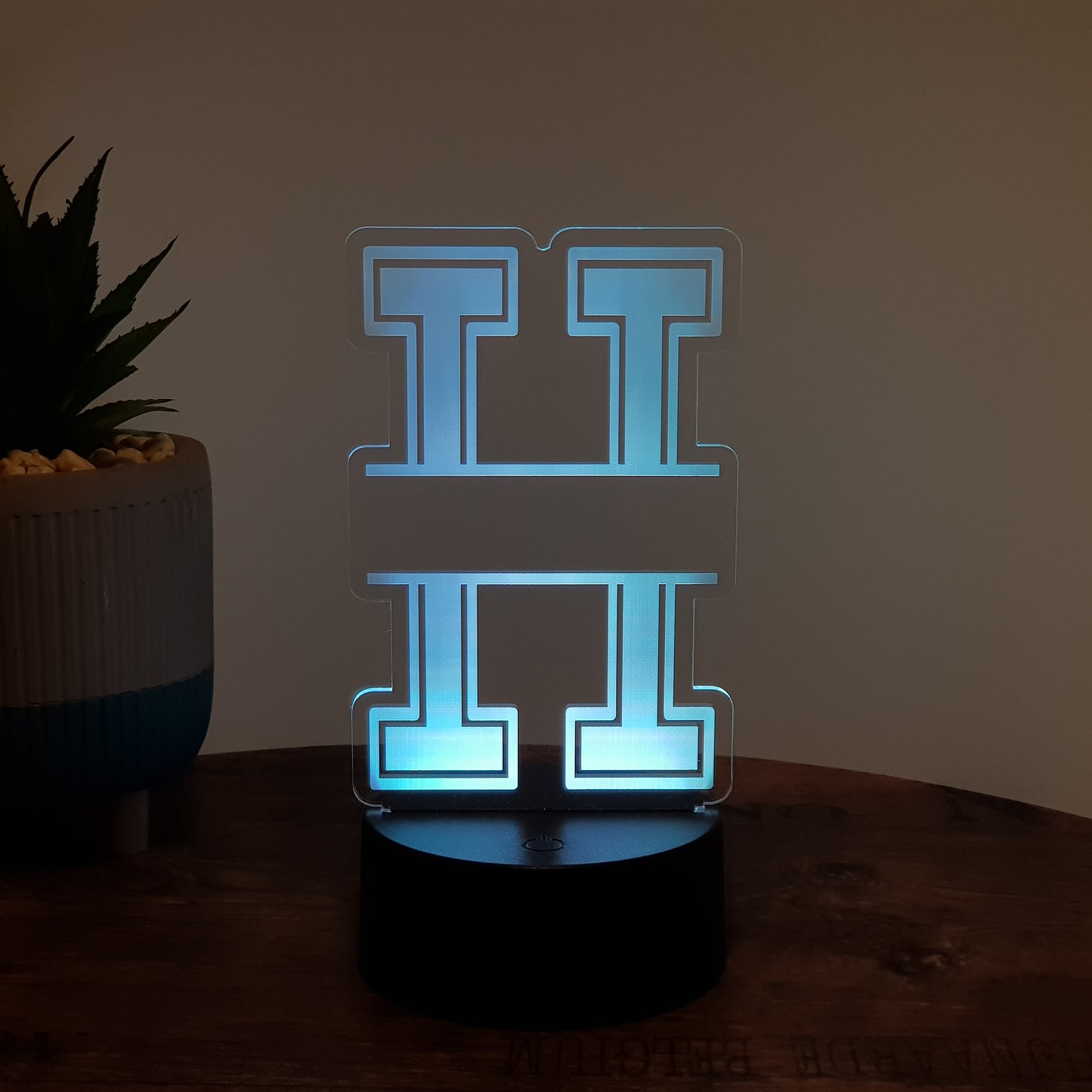 LED- Namenslampe / Buchstabe "H"