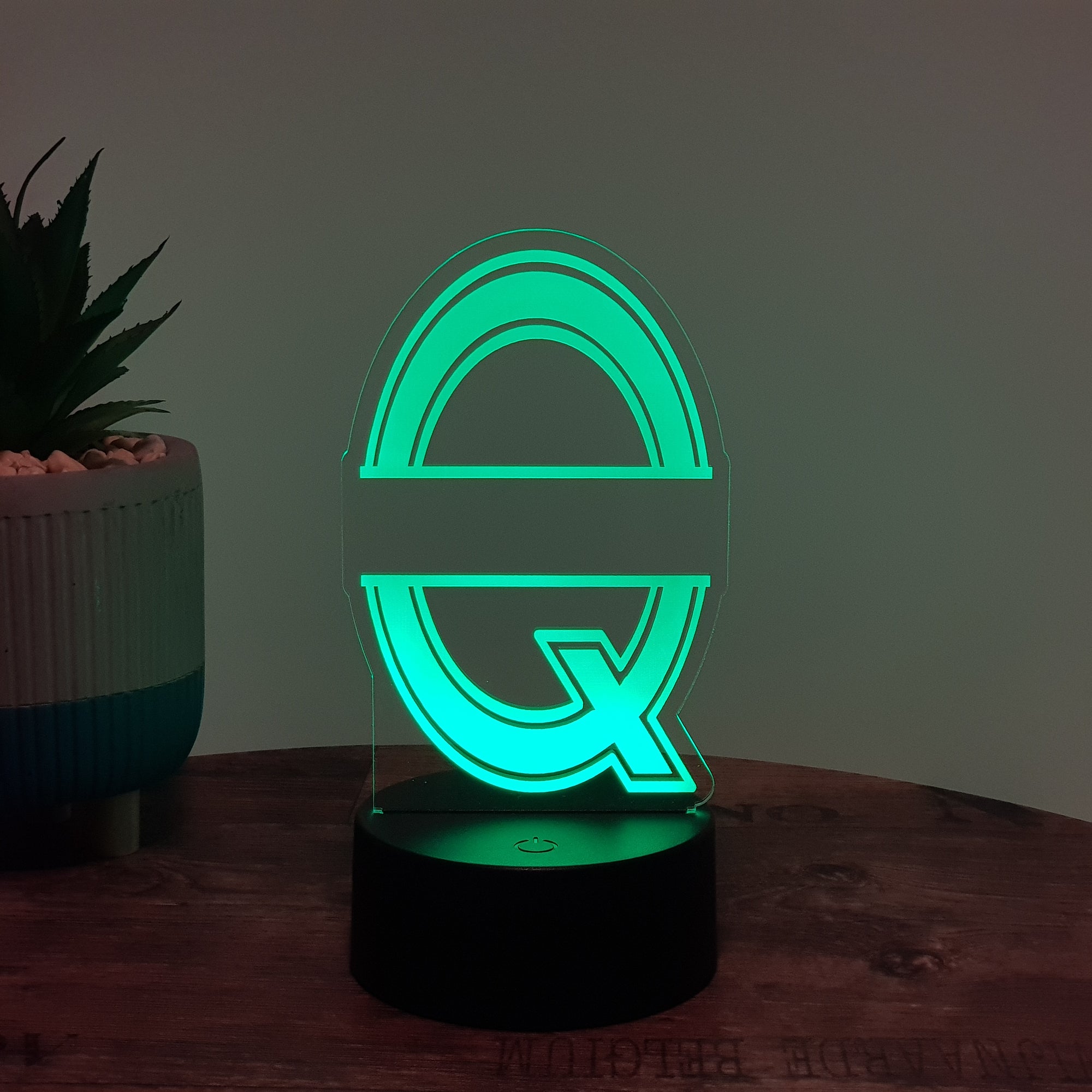 LED- Namenslampe / Buchstabe "Q"
