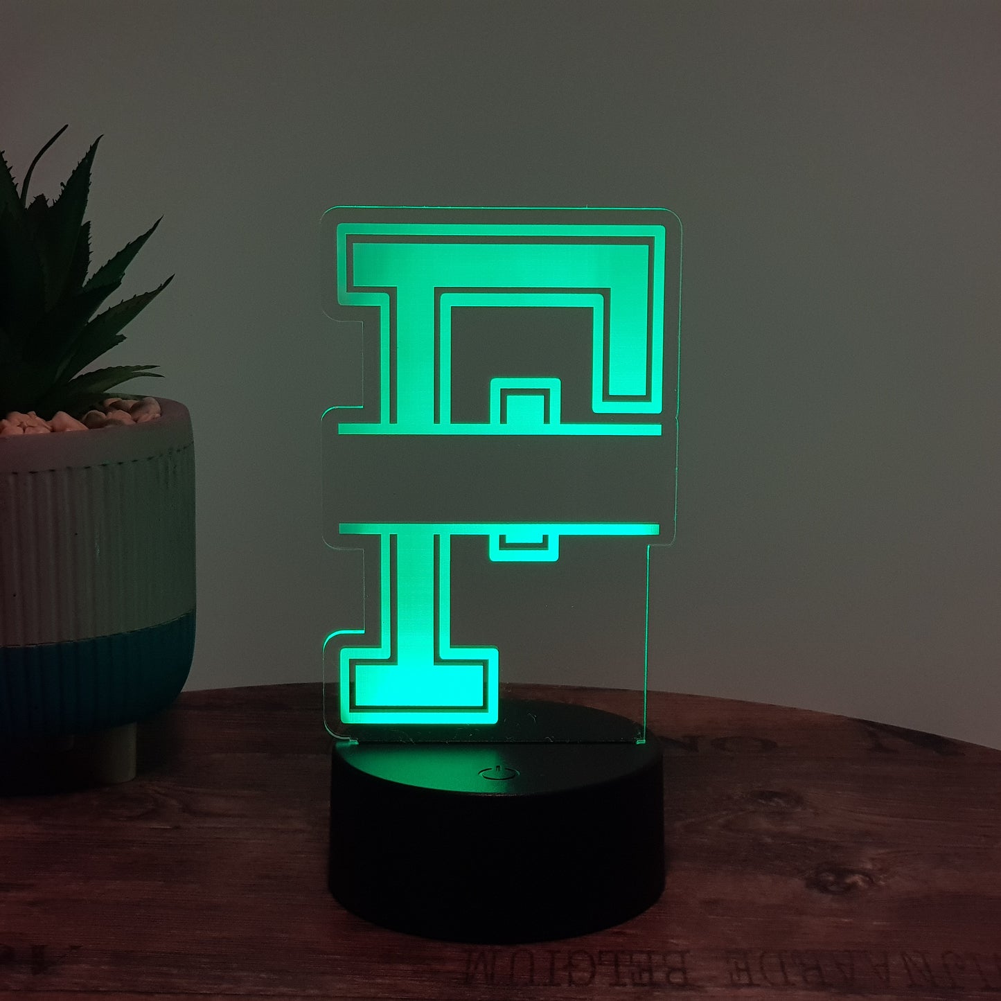 LED- Namenslampe / Buchstabe "F"