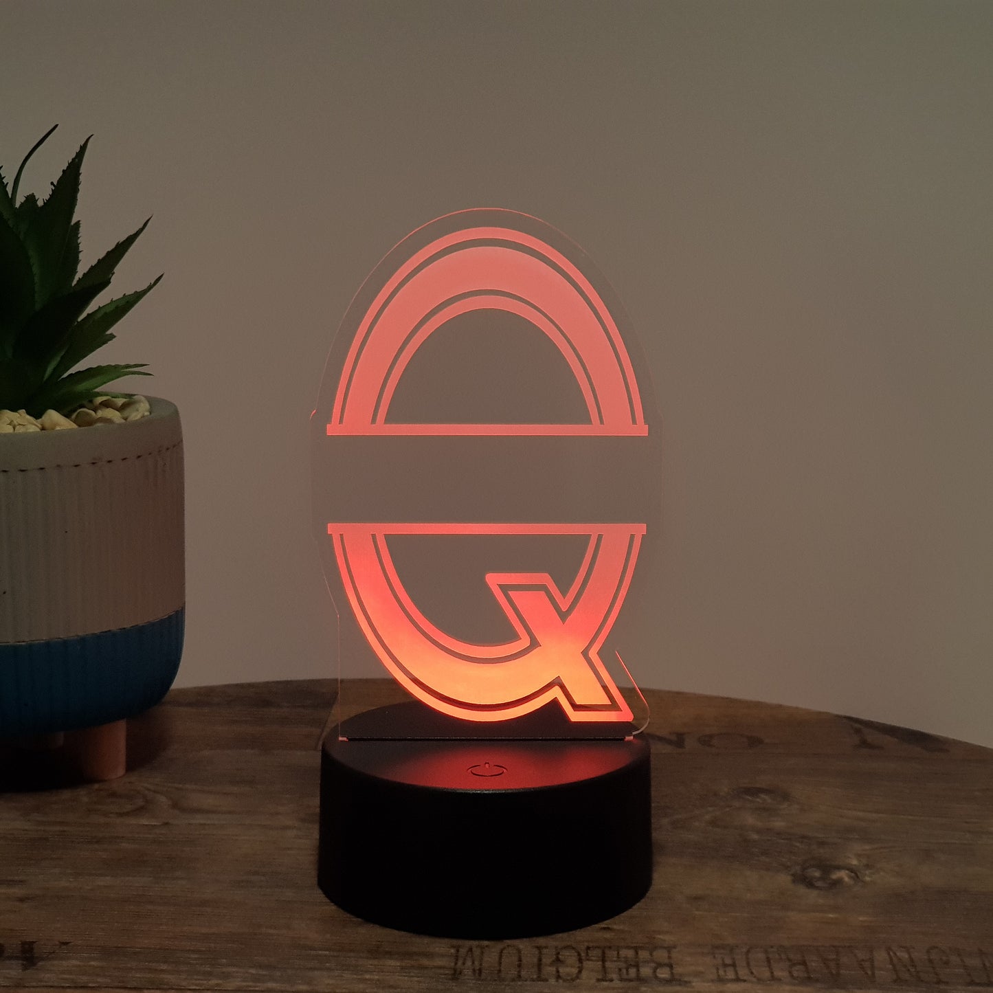 LED- Namenslampe / Buchstabe "Q"