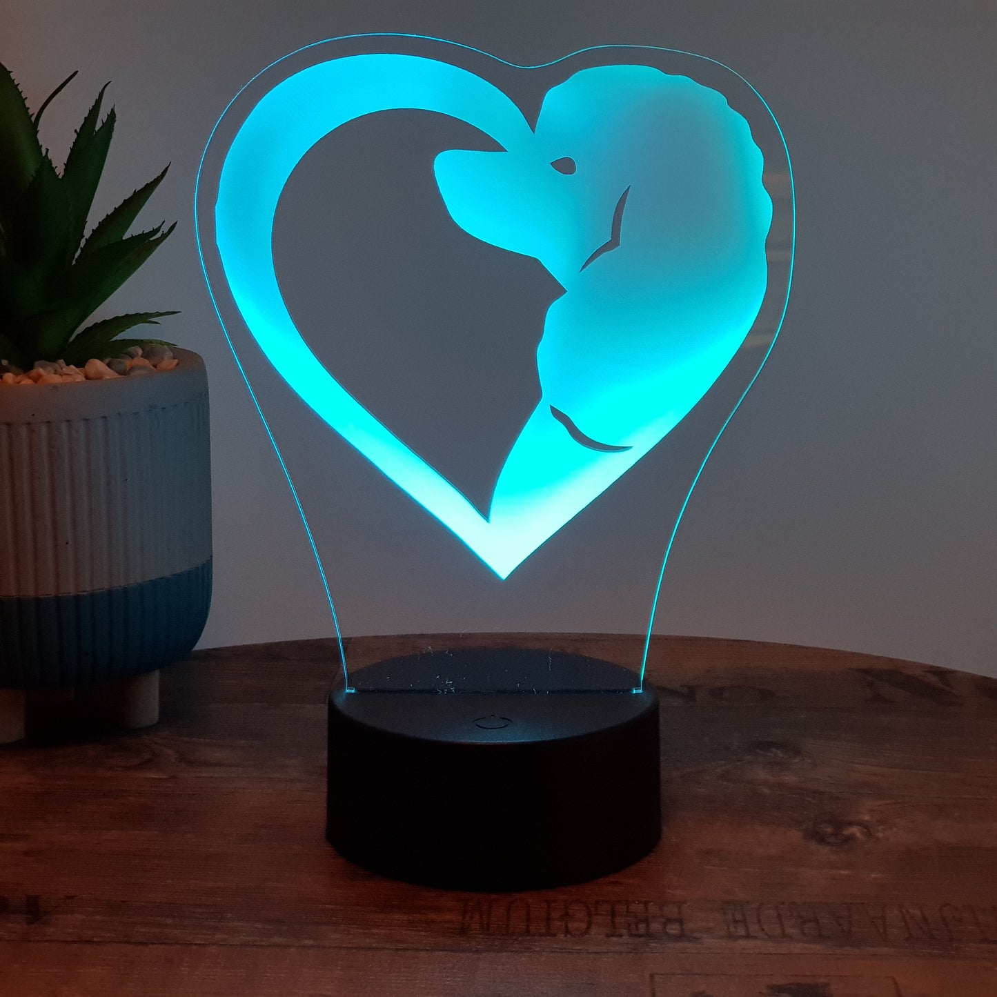 LED Lampe Herz mit Pudel